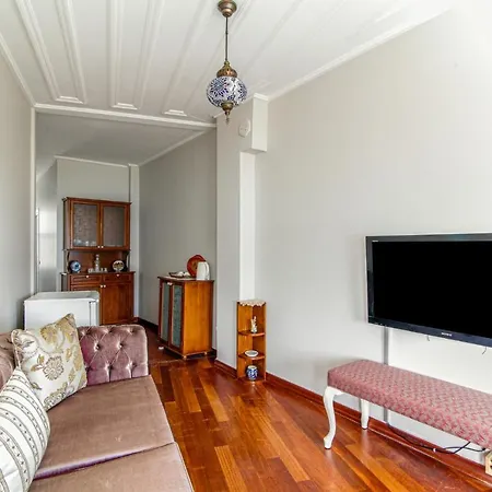 Superb Mansion With Bosphorus View In Sariyer İstanbul