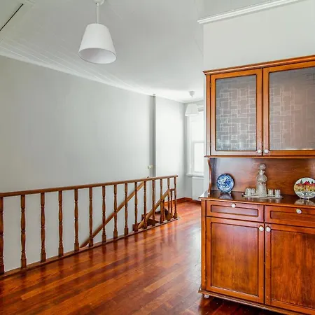 Superb Mansion With Bosphorus View In Sariyer *